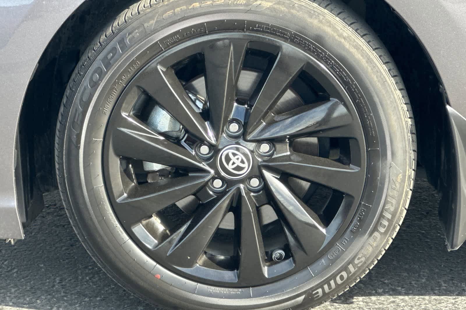 Used 2024 Toyota Camry SE FWD image 24