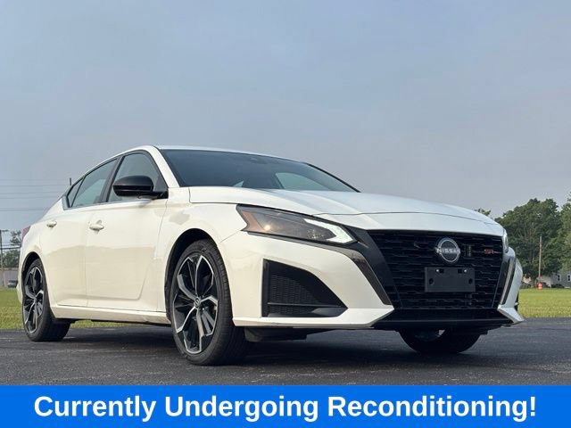 Used 2024 Nissan Altima 2.5 SR