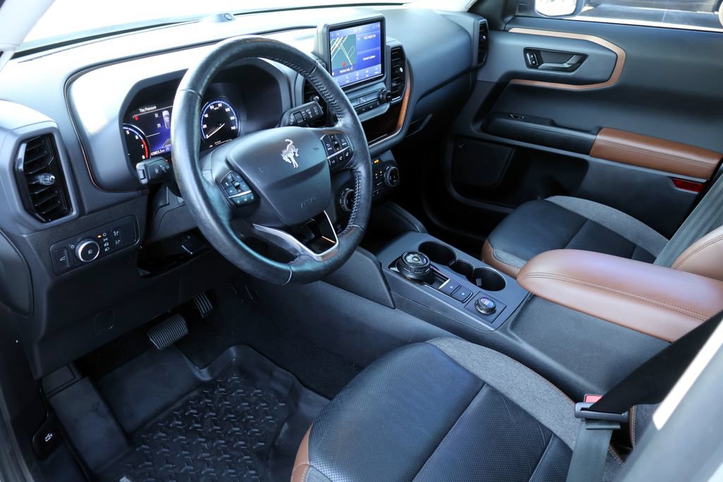 Certified 2022 Ford Bronco Sport Outer Banks w/ Tech Package AWD/4WD image 4