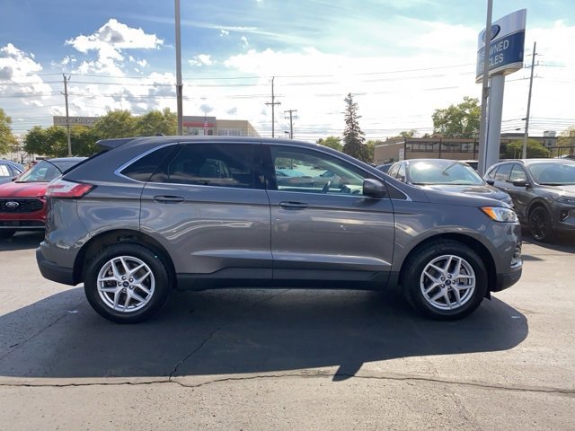 Certified 2022 Ford Edge SEL w/ Convenience Package image 2