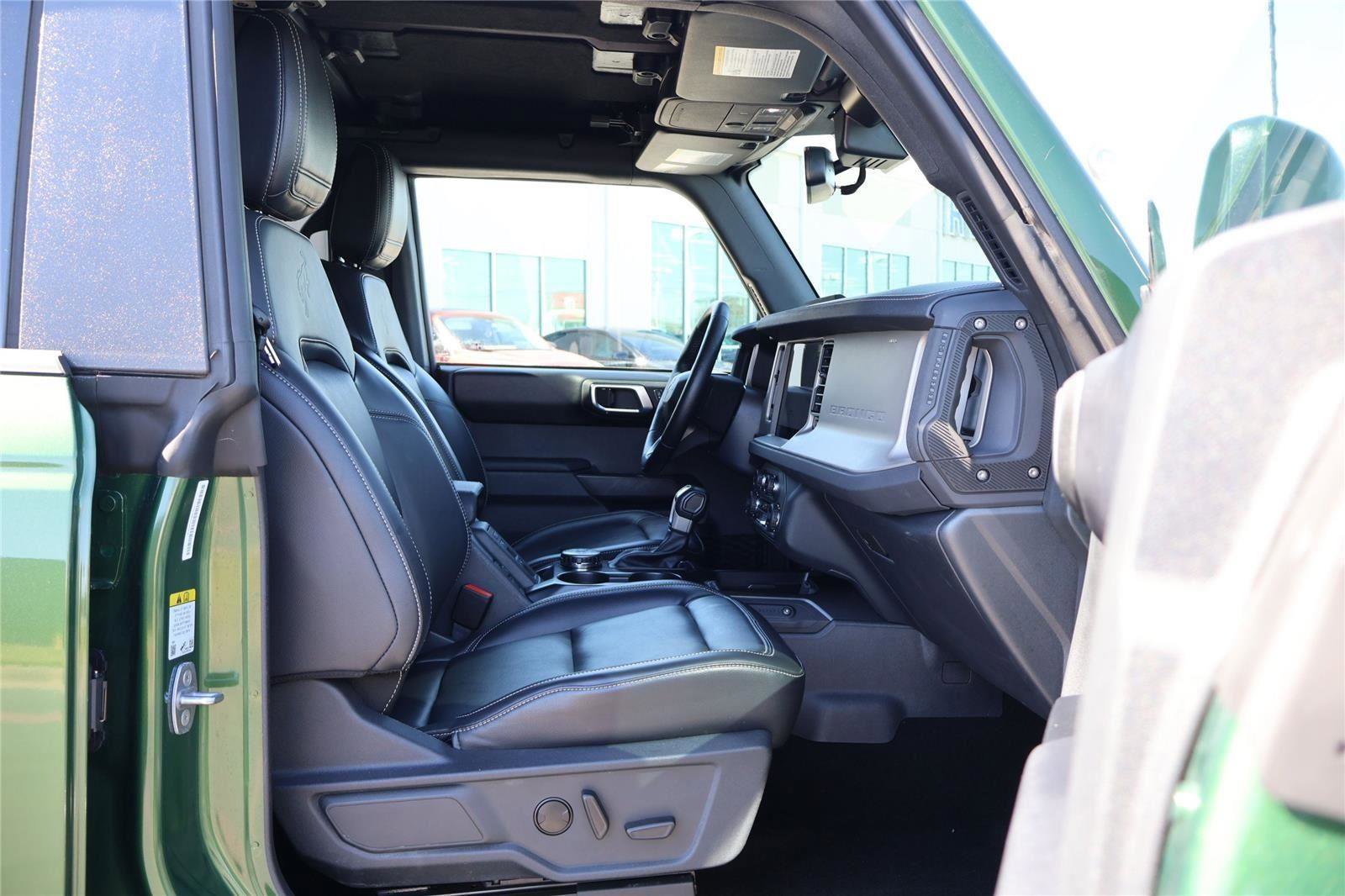 Certified 2025 Ford Bronco Outer Banks AWD/4WD image 38