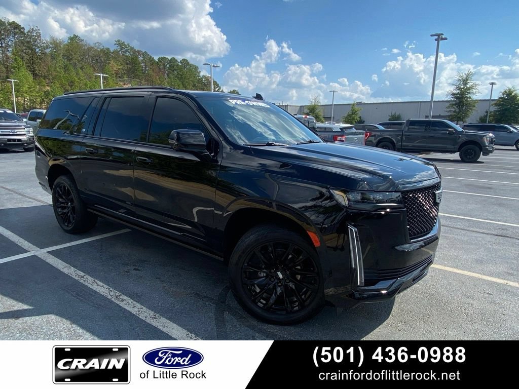 Used 2023 Cadillac Escalade ESV Sport Platinum w/ LPO, ONYX Package AWD/4WD image 1