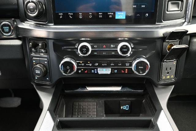 Certified 2025 Ford F250 Lariat w/ Lariat Ultimate Package AWD/4WD image 35
