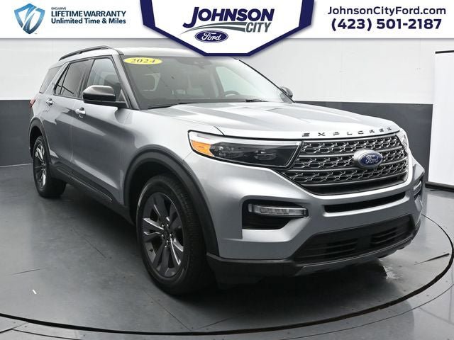 Certified 2024 Ford Explorer XLT w/ Equipment Group 202A AWD/4WD image 1