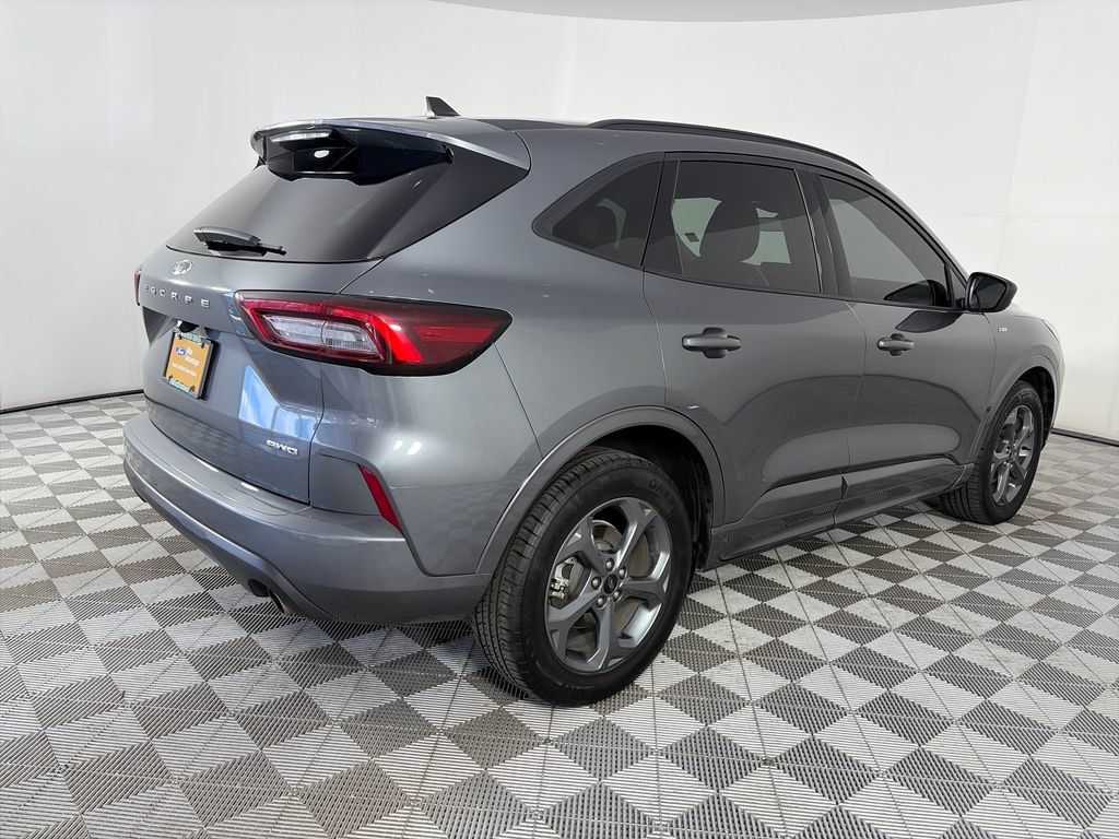 Certified 2024 Ford Escape ST-Line AWD/4WD image 7