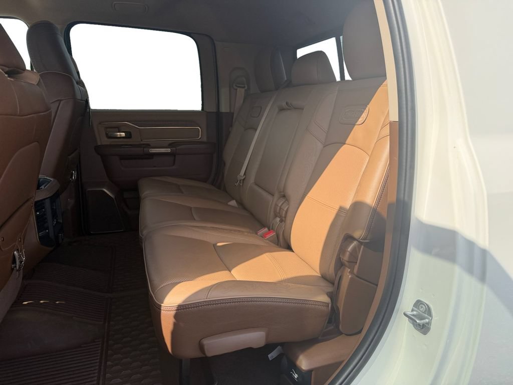 Used 2022 RAM 3500 Limited AWD/4WD image 13