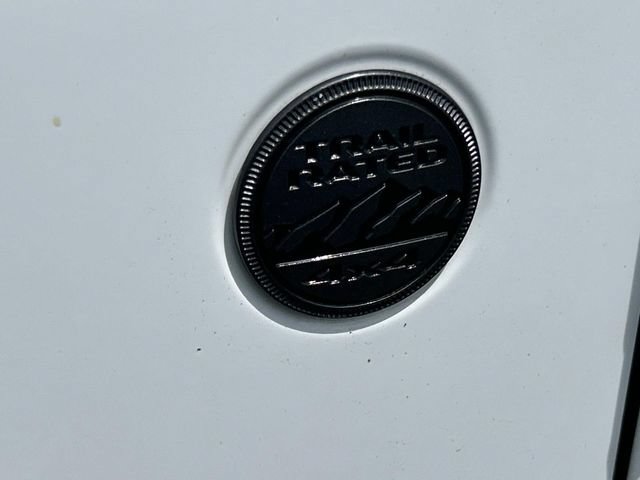 Used 2022 Jeep Wrangler Sport AWD/4WD image 10