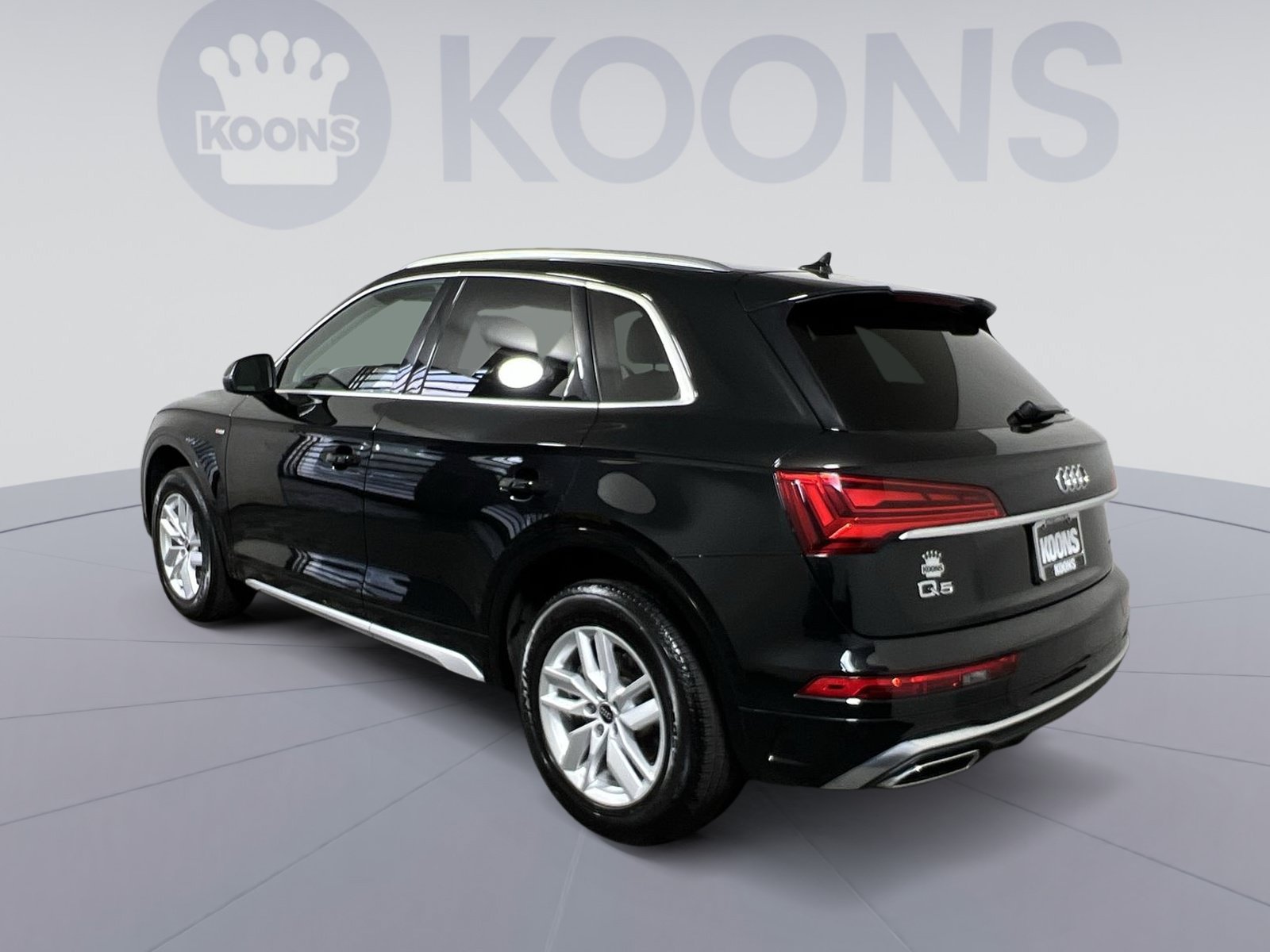 Used 2023 Audi Q5 2.0T Premium w/ Convenience Package AWD/4WD image 8