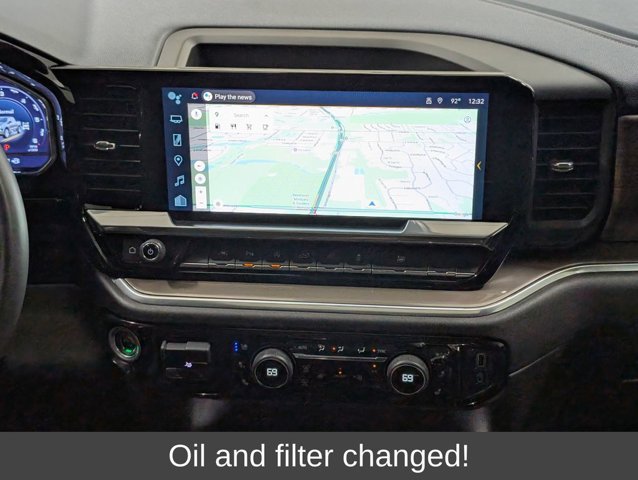 Used 2022 Chevrolet Silverado 1500 High Country w/ High Country Premium Package AWD/4WD image 5