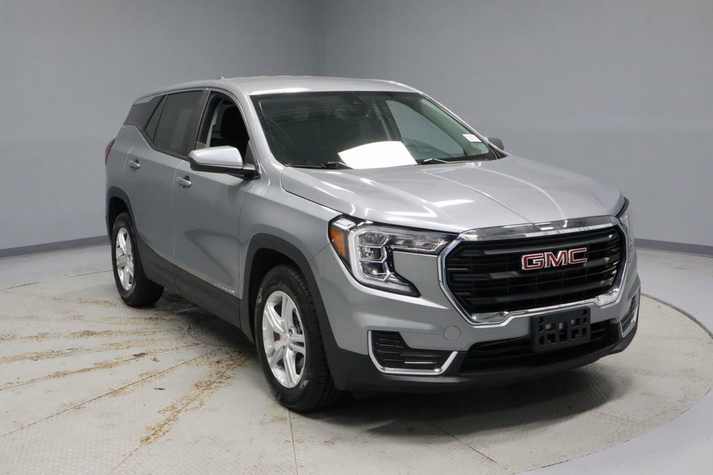 Used 2024 GMC Terrain SLE