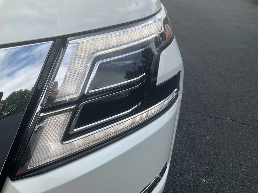 Used 2023 Nissan Armada SV w/ Cargo Package AWD/4WD image 9