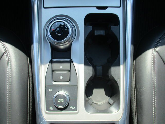 Certified 2024 Ford Explorer XLT w/ Equipment Group 202A AWD/4WD image 15