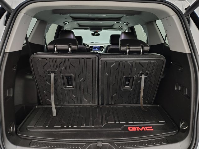 Used 2023 GMC Acadia SLT w/ Preferred Package AWD/4WD image 18