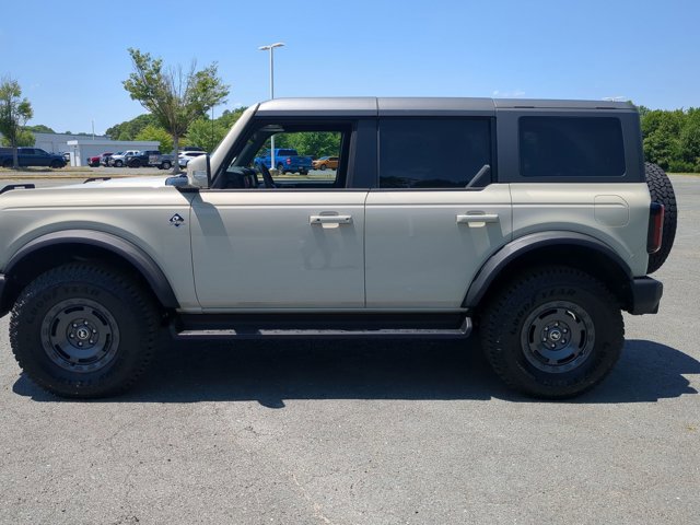 Certified 2025 Ford Bronco Outer Banks w/ Sasquatch Package AWD/4WD image 7