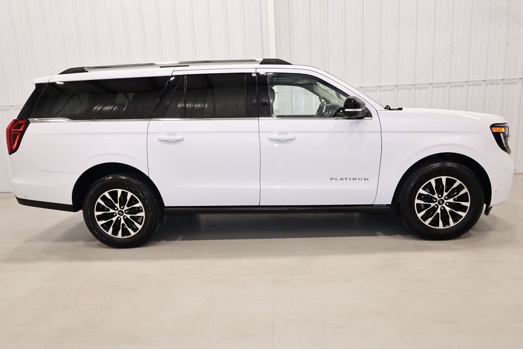 Certified 2025 Ford Expedition Max Platinum image 2