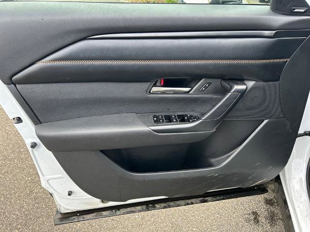 Used 2023 MAZDA CX-50 AWD 2.5 S w/ Cargo Package image 17
