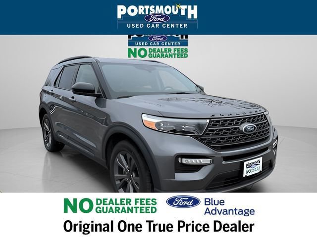 Certified 2022 Ford Explorer XLT w/ Equipment Group 202A image 3