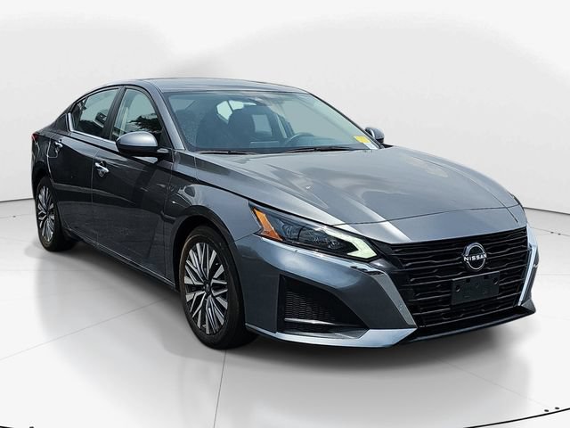 Used 2023 Nissan Altima 2.5 SV FWD 360° Tour