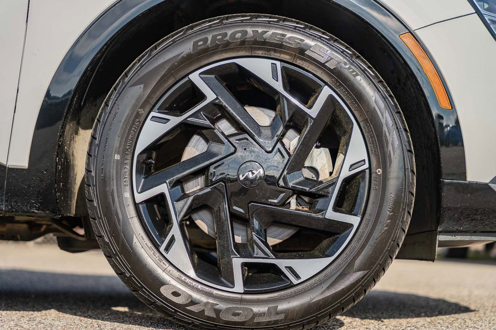 Used 2023 Kia Sportage SX image 9