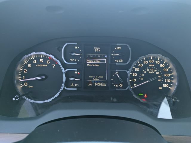 Used 2018 Toyota Tundra Limited w/ Limited Premium Package RWD image 28
