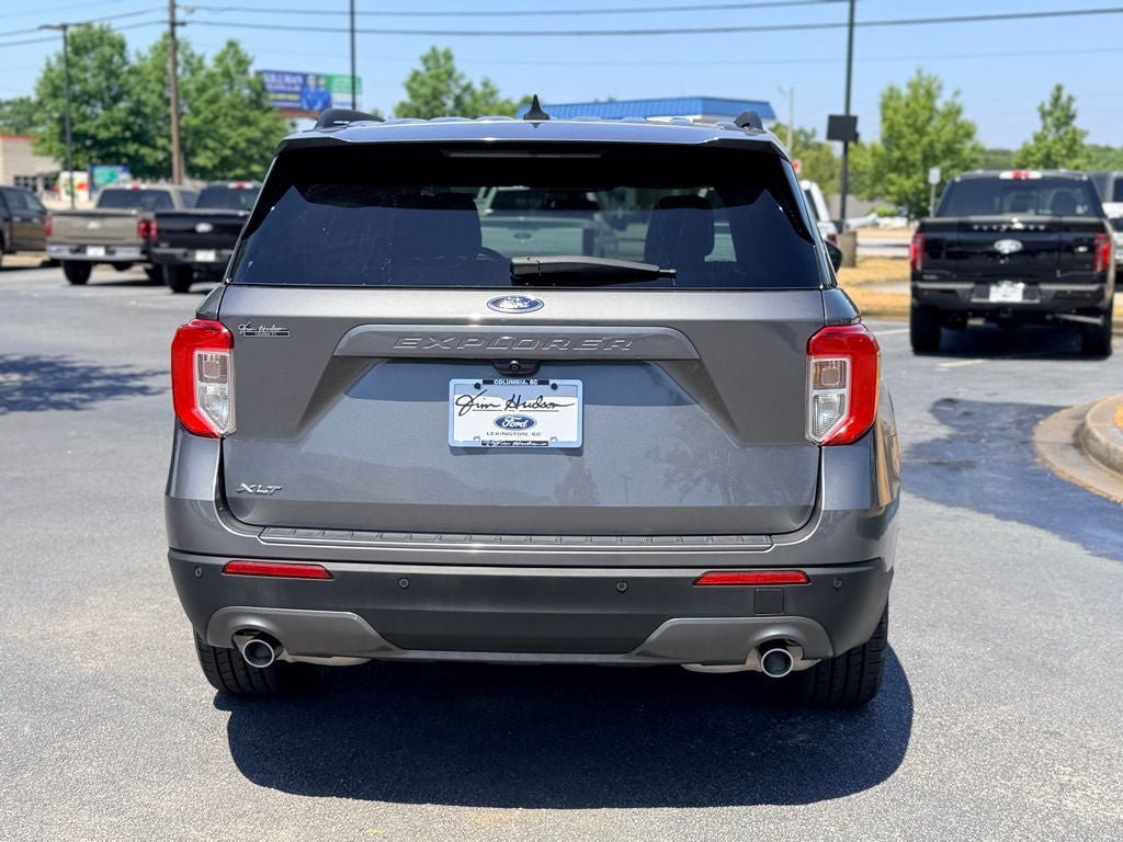 Certified 2023 Ford Explorer XLT w/ Equipment Group 202A RWD image 4