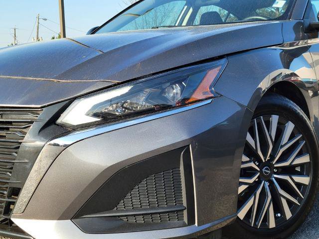 Used 2024 Nissan Altima 2.5 SV image 10