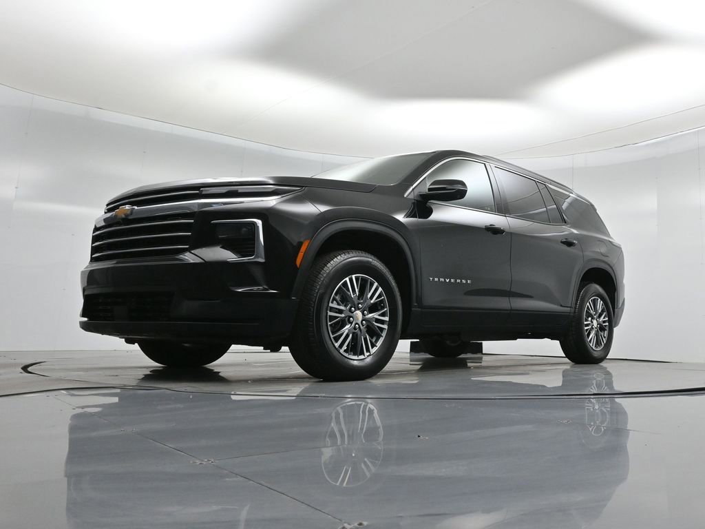 Used 2024 Chevrolet Traverse LT image 27