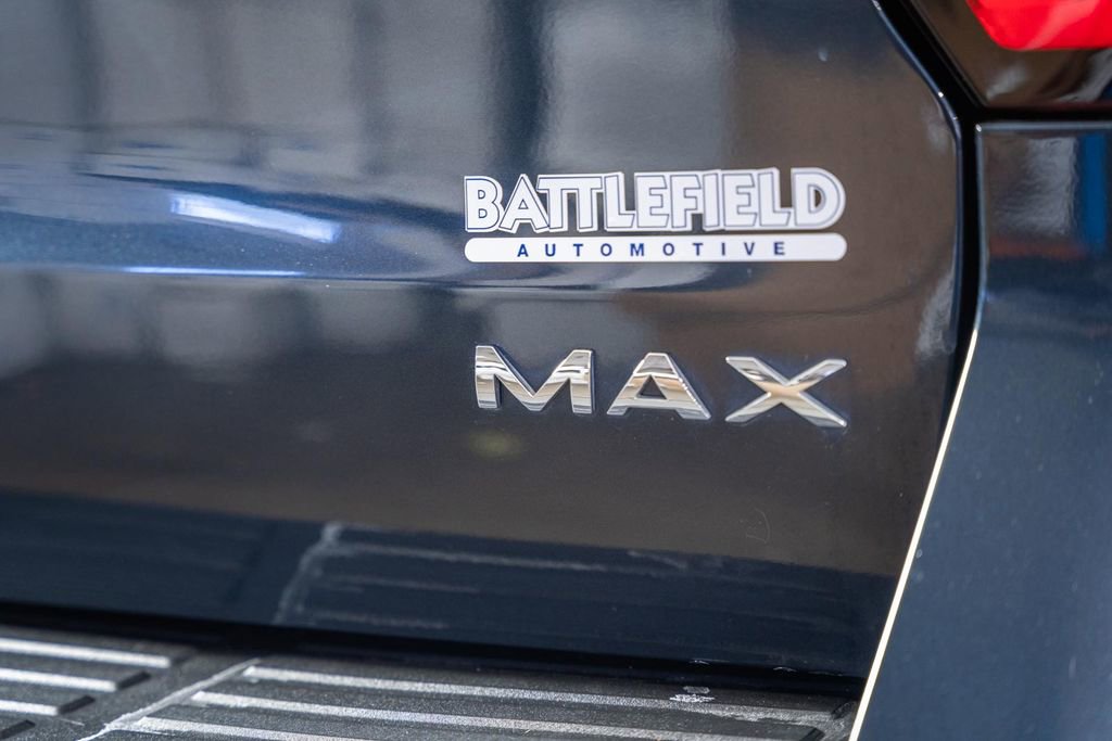 Certified 2023 Ford Expedition Max XLT image 9