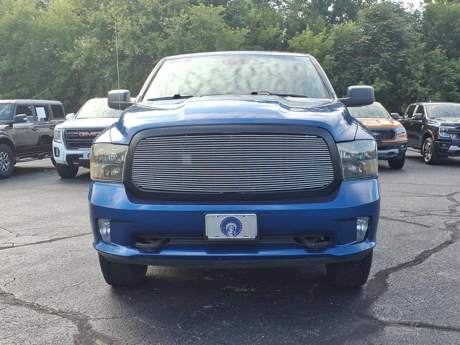 Used 2018 RAM 1500 Express AWD/4WD image 2