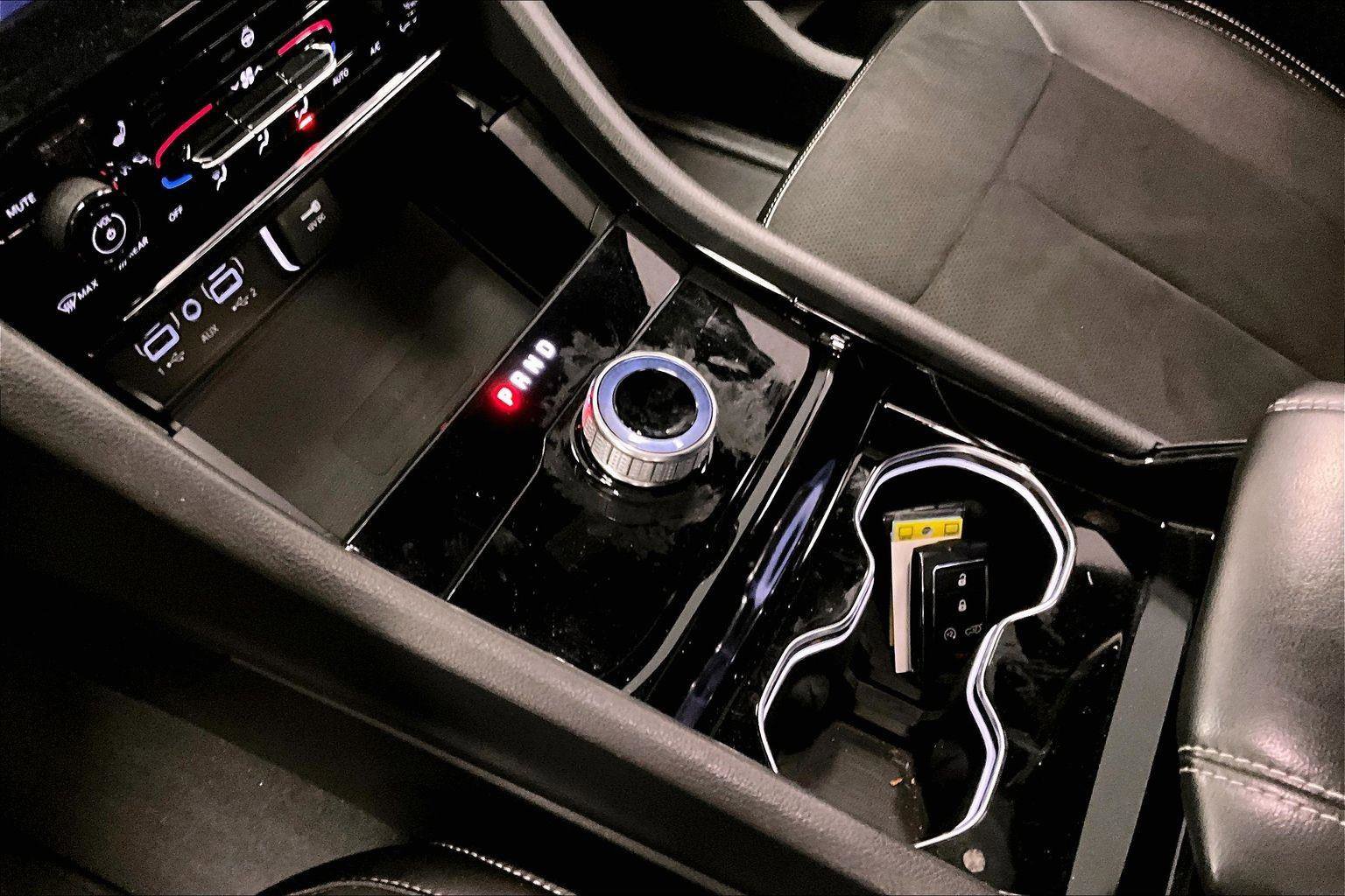 Used 2023 Jeep Grand Cherokee L Laredo image 16