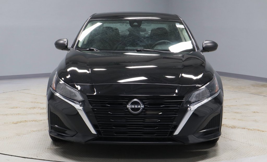 Used 2024 Nissan Altima 2.5 S image 5