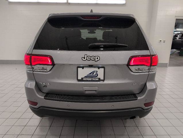Used 2020 Jeep Grand Cherokee Laredo AWD/4WD image 25