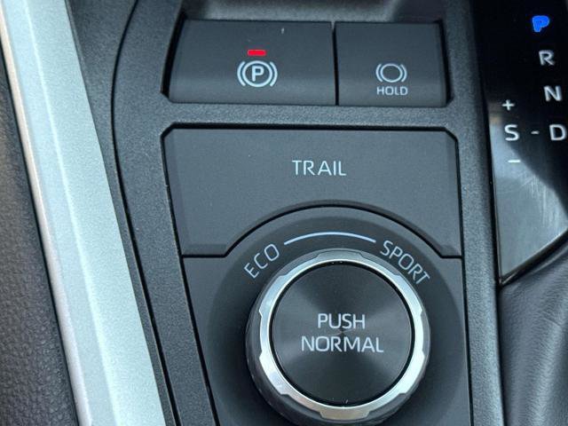 Used 2025 Toyota RAV4 XLE w/ Convenience Package AWD/4WD image 29