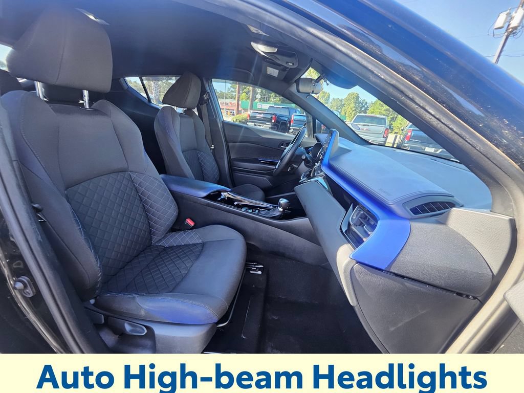 Used 2021 Toyota C-HR XLE FWD image 26