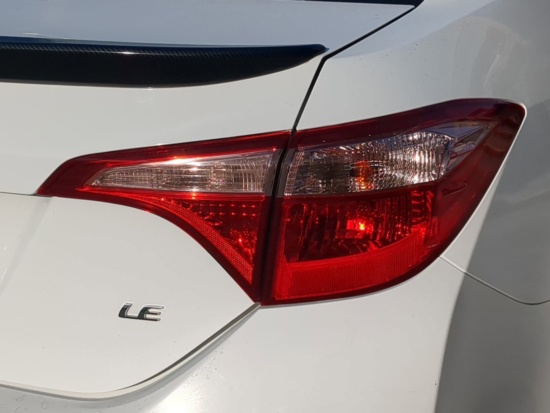 Used 2018 Toyota Corolla LE image 44