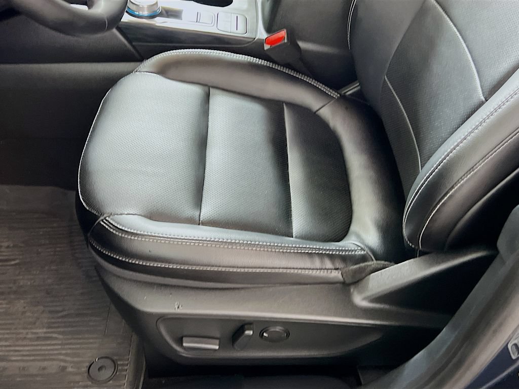 Certified 2022 Ford Escape SEL AWD/4WD image 20
