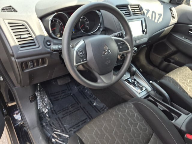Used 2025 Mitsubishi Outlander Sport ES AWD/4WD image 11