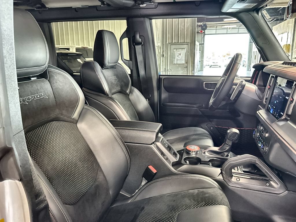 Certified 2025 Ford Bronco Raptor w/ Interior Carbon Fiber Pack AWD/4WD image 31