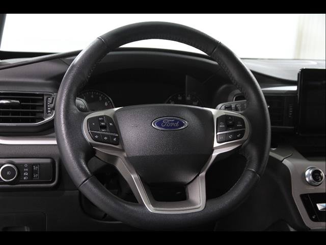 Certified 2024 Ford Explorer XLT w/ Equipment Group 202A AWD/4WD image 8