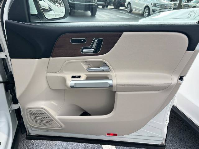Used 2023 Mercedes-Benz GLB 250 image 40