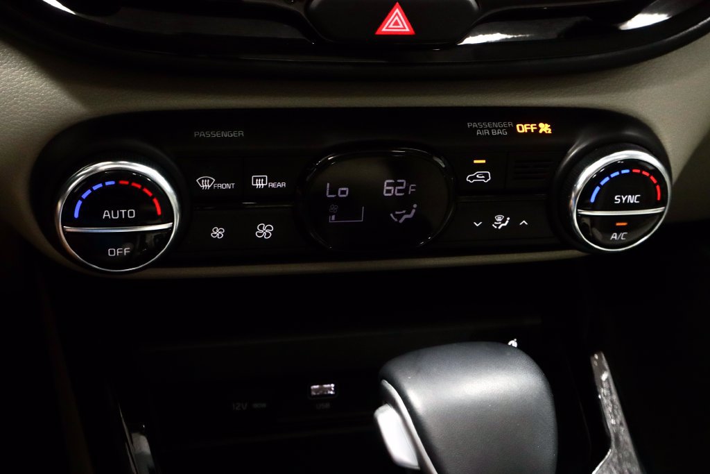 Used 2025 Kia Soul EX FWD image 31