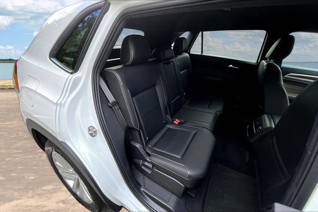 Used 2021 Volkswagen Atlas Cross Sport SE AWD/4WD image 27