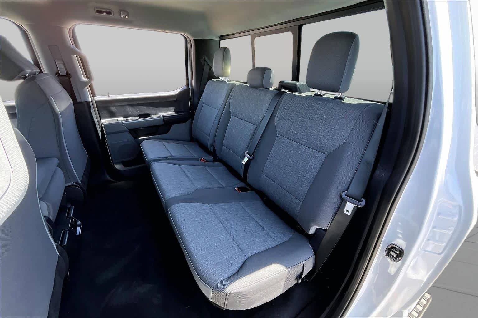 Certified 2025 Ford F250 XL w/ STX Appearance Package AWD/4WD image 19