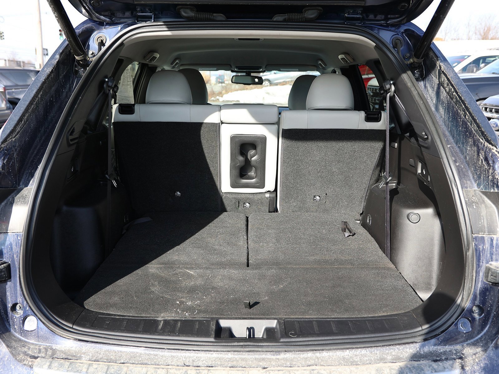 Used 2024 Mitsubishi Outlander SEL image 11