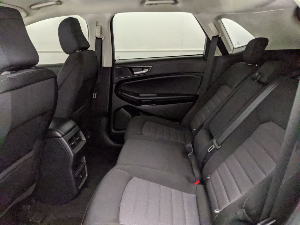 Certified 2024 Ford Edge SE image 23