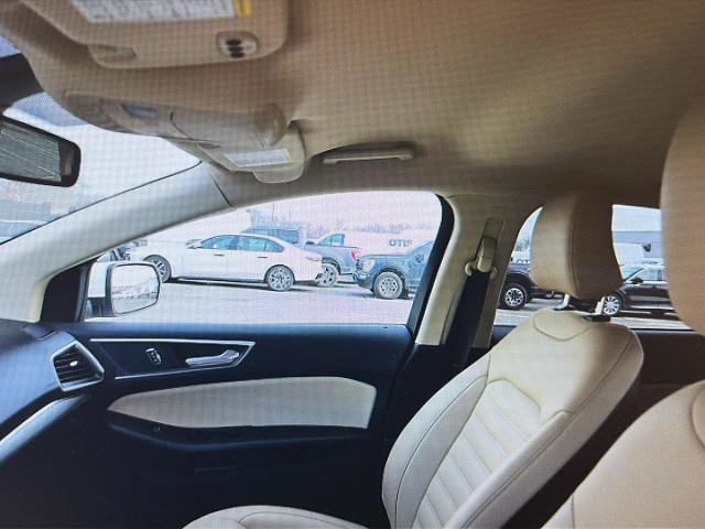 Certified 2022 Ford Edge SEL w/ Convenience Package image 9