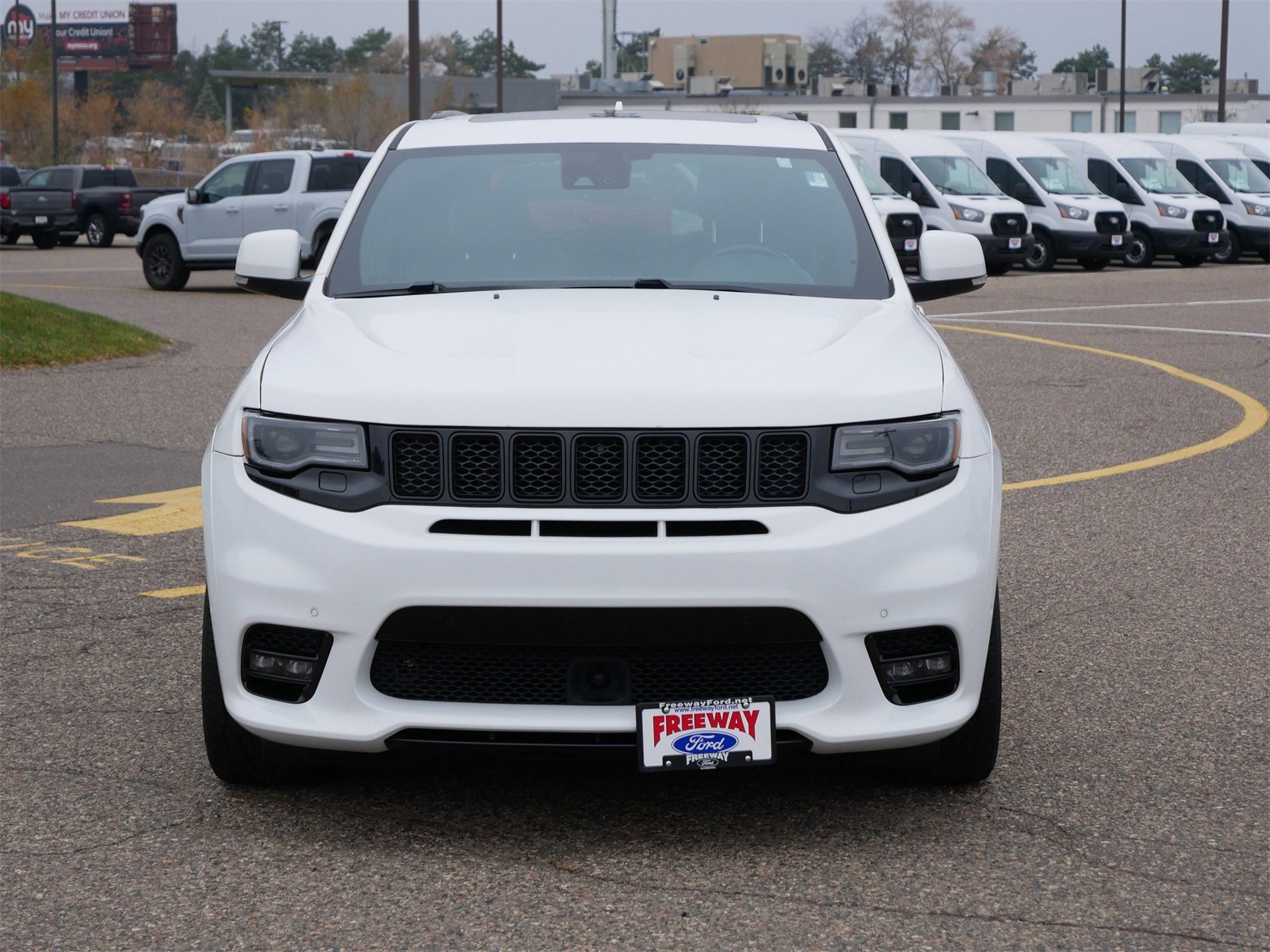 Used 2018 Jeep Grand Cherokee SRT image 8