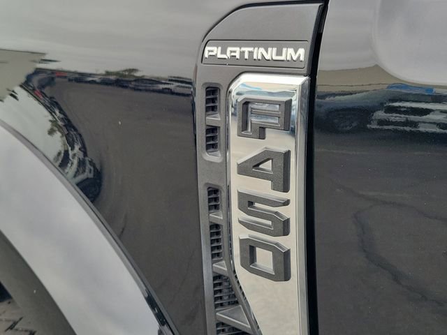 Certified 2023 Ford F450 Platinum w/ FX4 Off-Road Package AWD/4WD image 29