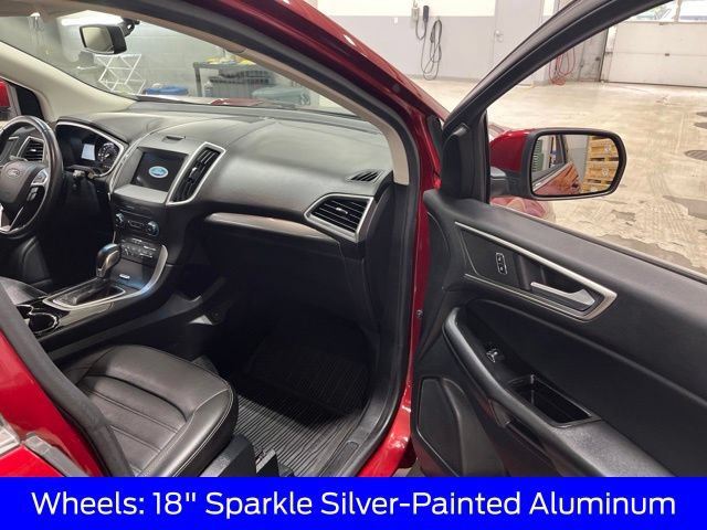 Certified 2017 Ford Edge SEL w/ Equipment Group 201A AWD/4WD image 31