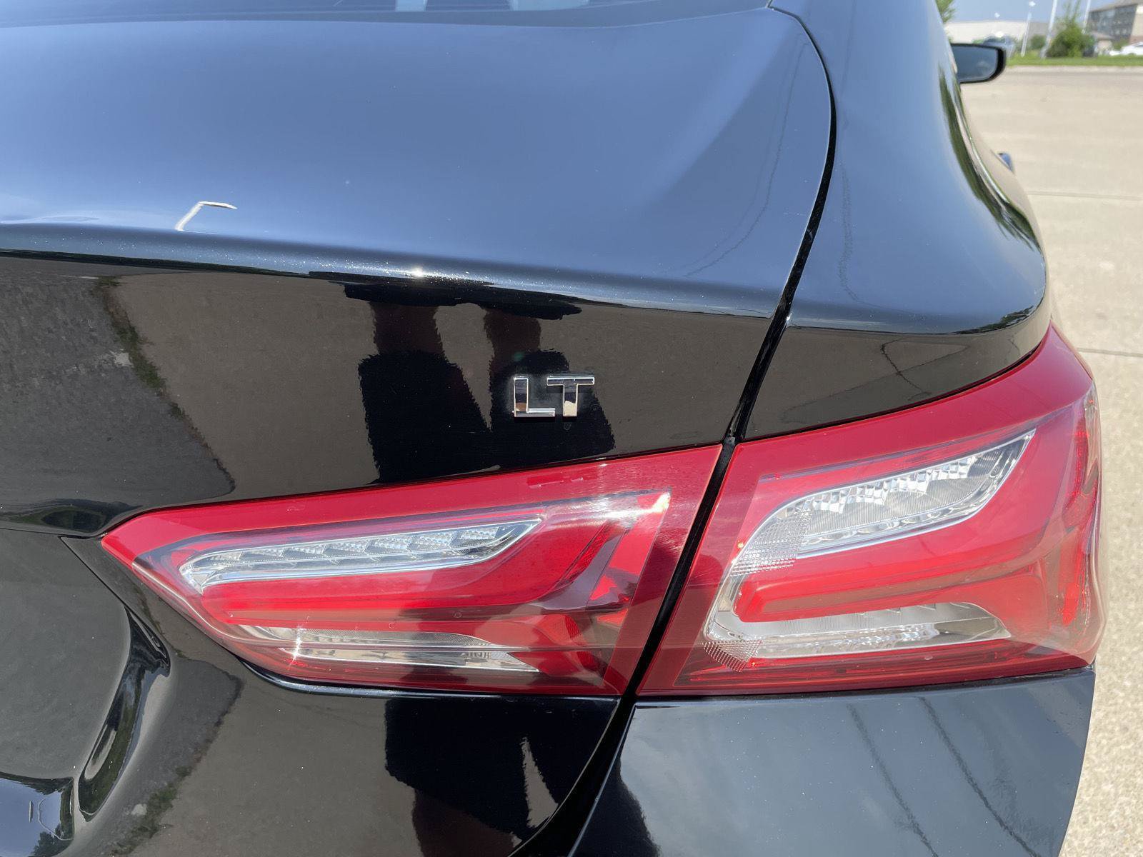 Used 2019 Chevrolet Malibu LT FWD image 36
